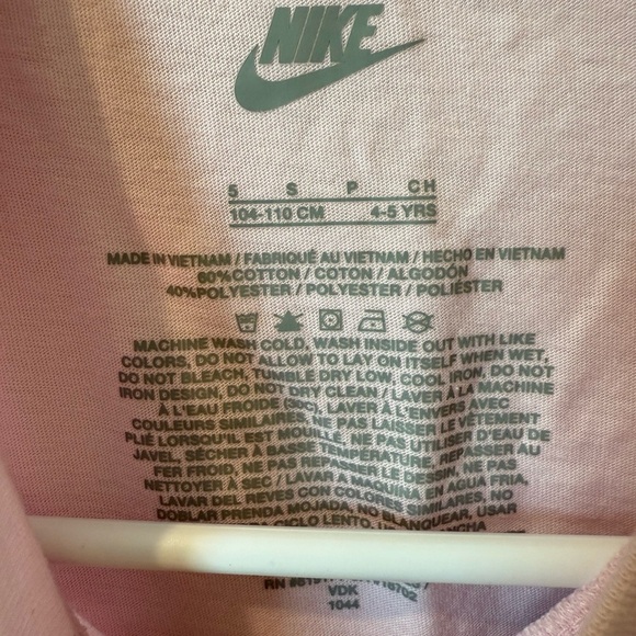 Nike Pink Short Sleeve Tees Athletic Style - Picture 4 of 7